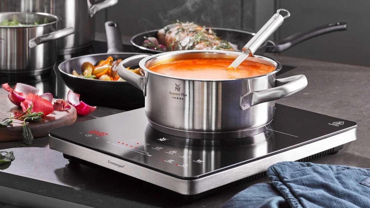 Addio vetroceramica: questa alternativa di tendenza può rivoluzionare la tua cucina