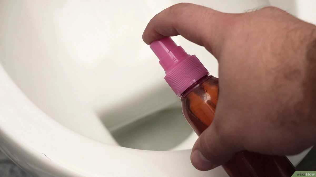 Bicarbonato di sodio e aceto: il segreto per un bagno splendente senza fatica