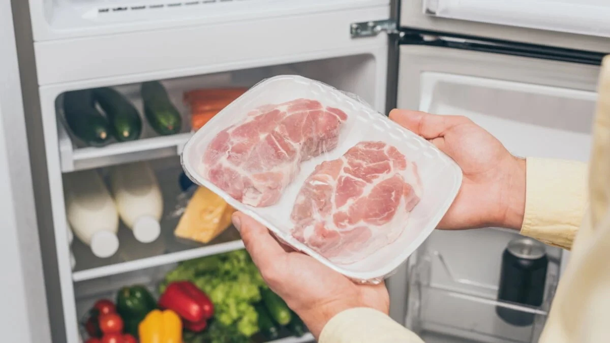 Come congelare la carne correttamente per evitare intossicazioni
