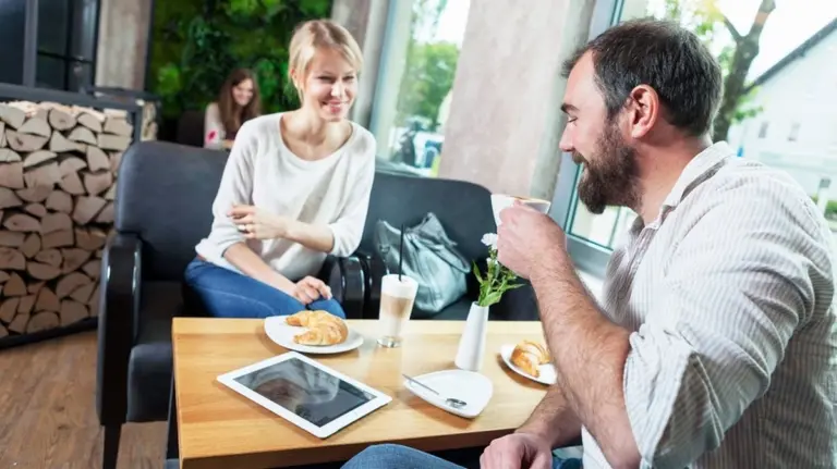 Dopo 400 appuntamenti: i 5 segreti di Renate per trovare l'amore nell'era digitale