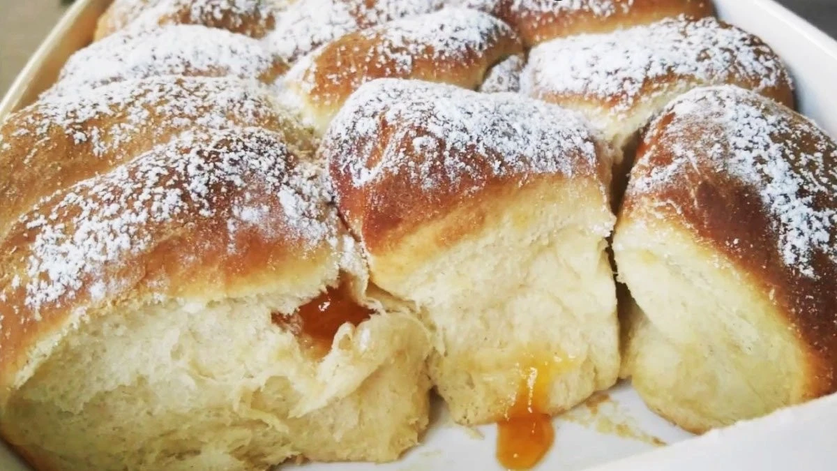 Fascino Retrò: Buchte Soffici con Marmellata di Albicocche, Resuscitate per la Tua Colazione