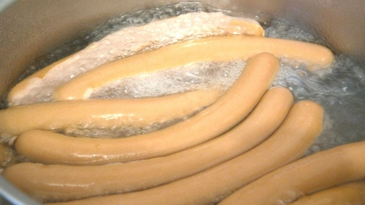 Il segreto che fa i tuoi wurstel della colazione un capolavoro: basta un ingrediente comune