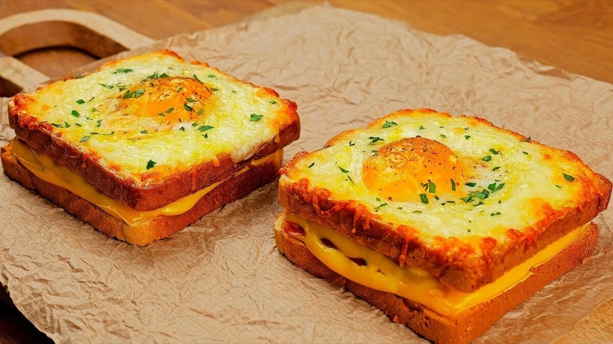 Il Toast Perfetto con Uovo e Formaggio in Friggitrice ad Aria: La Ricetta Lampo che Cambierà le Tue Mattine