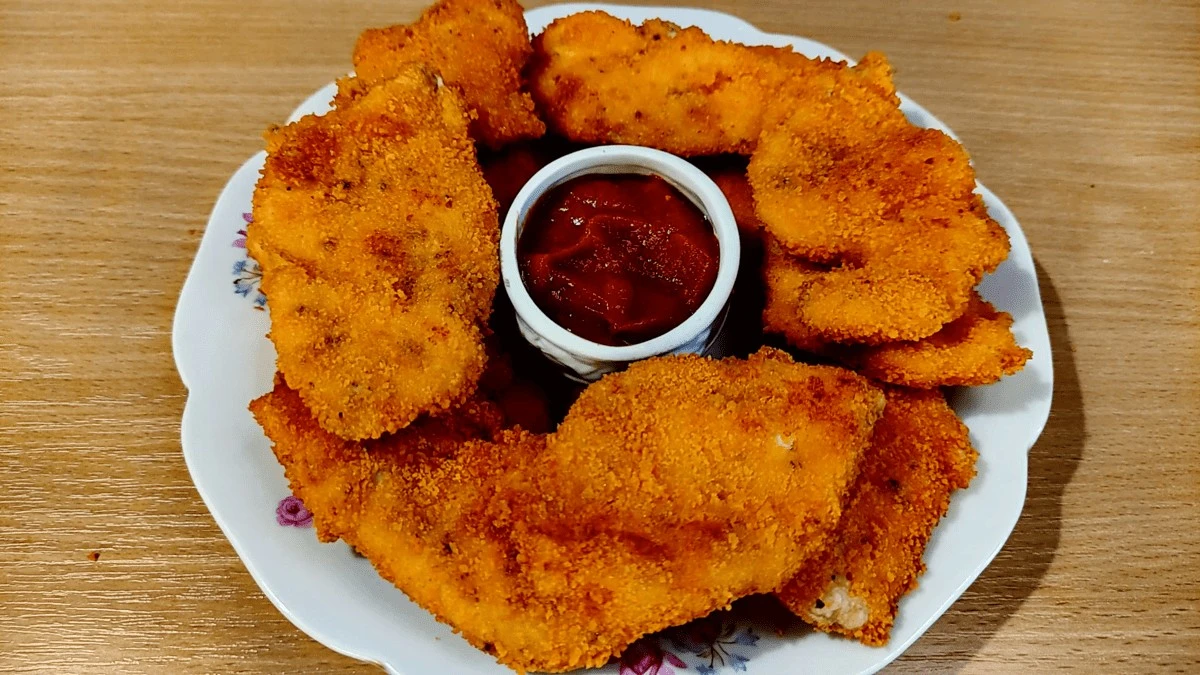 Nuggets di Pollo Fatti in Casa: Croccanti Fuori, Succosi Dentro – Più Gustosi e "Puliti" del Fast Food