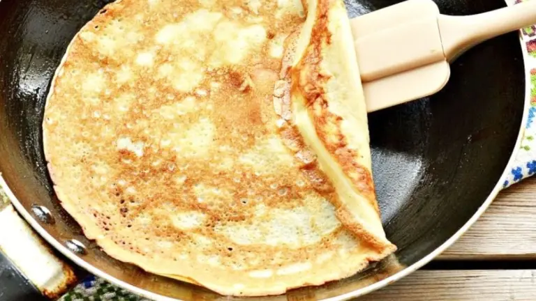 Pancakes al Tè: La Ricetta Segreta per Crêpes Sottili e Caramellate