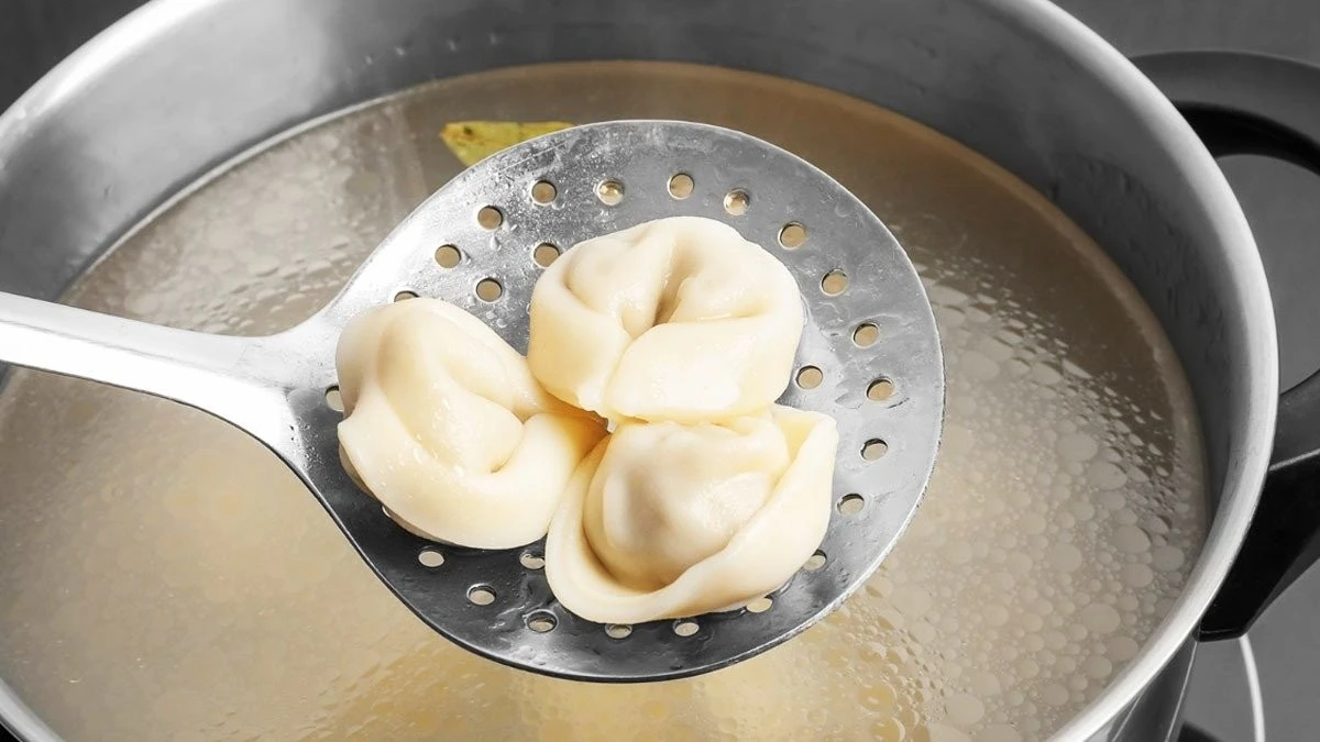 Pelmeni Fatti in Casa per Pigri: La Ricetta che Ha Conquistato il Web