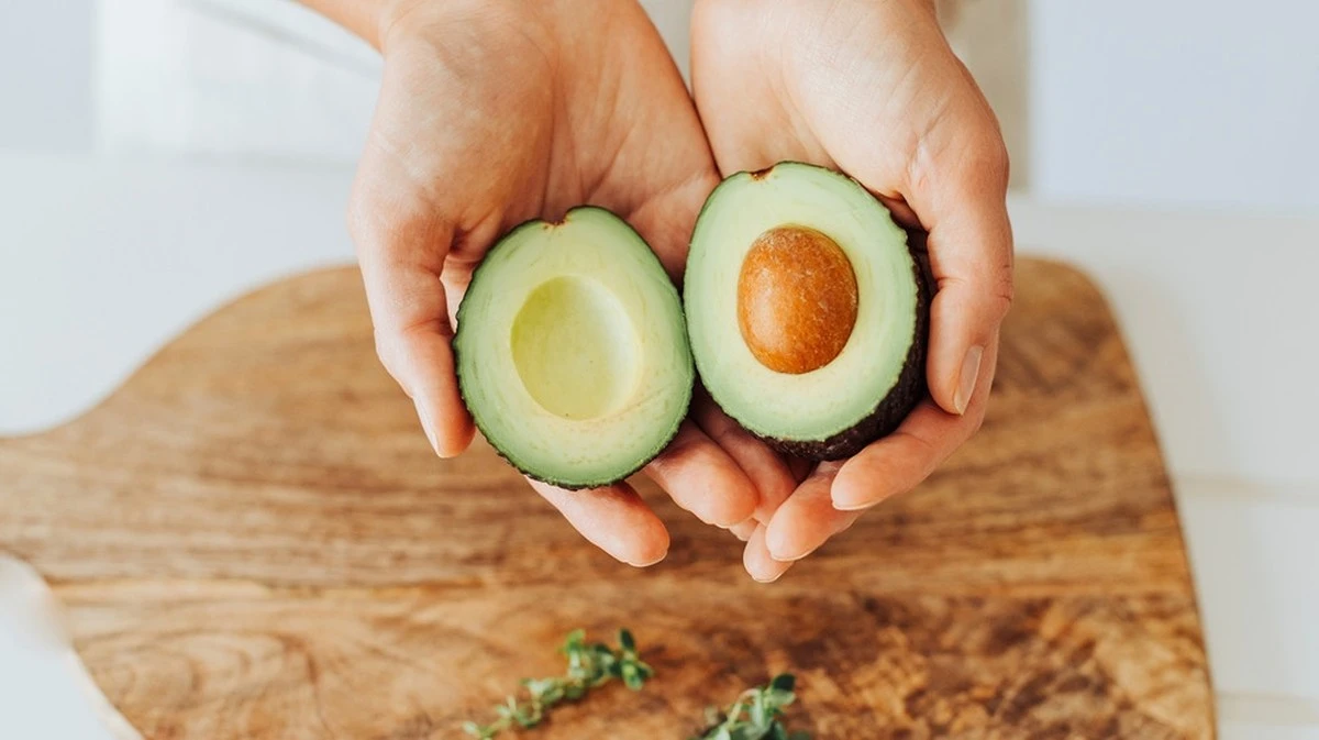Avocado marrone dentro: come capire se è ancora buona