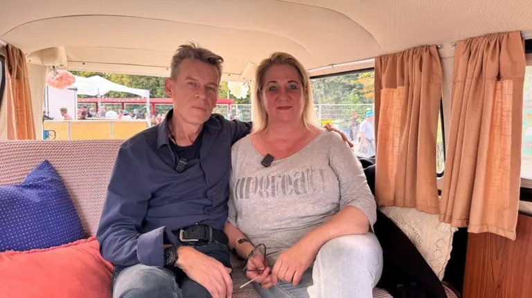 Dopo 40 anni, un amore ritrovato: la incredibile storia di Kerstin e Hanni