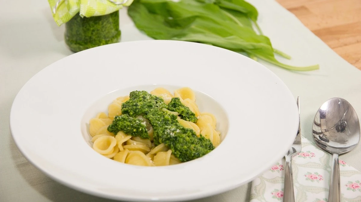 Il segreto del pesto di aglio orsino: un sapore di primavera che dura settimane