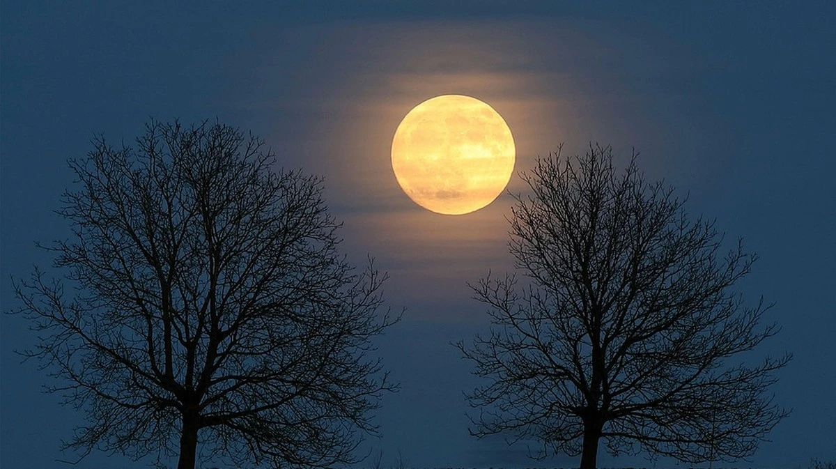 Luna dei Vermi e altre lune: il significato dei nomi delle lune piene mese per mese