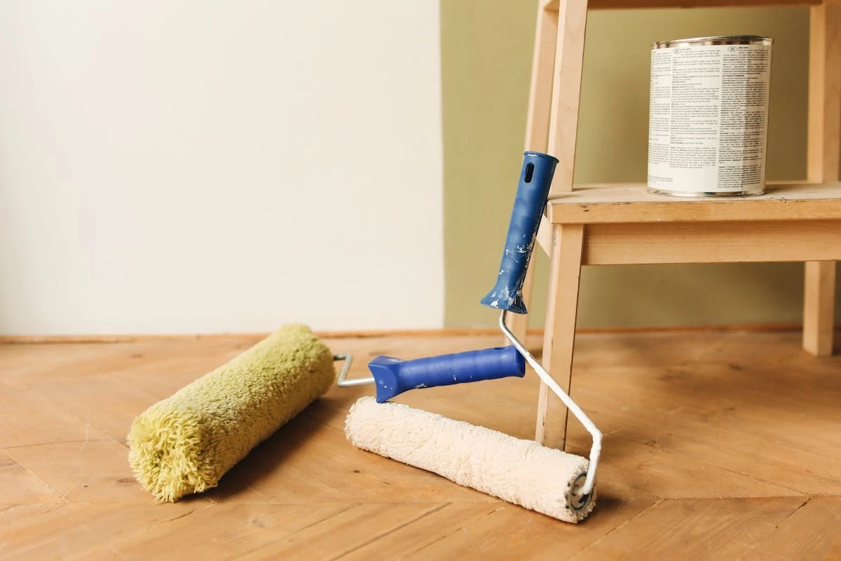 Pittura: il trucco degli artigiani per non sporcare i battiscopa